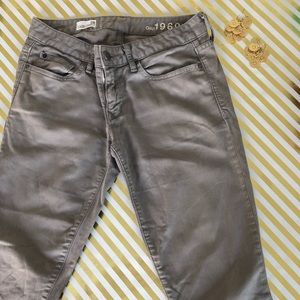 Gap 1969 “always skinny” jeans size 28. Gray